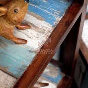 Selvi Wooden Rack